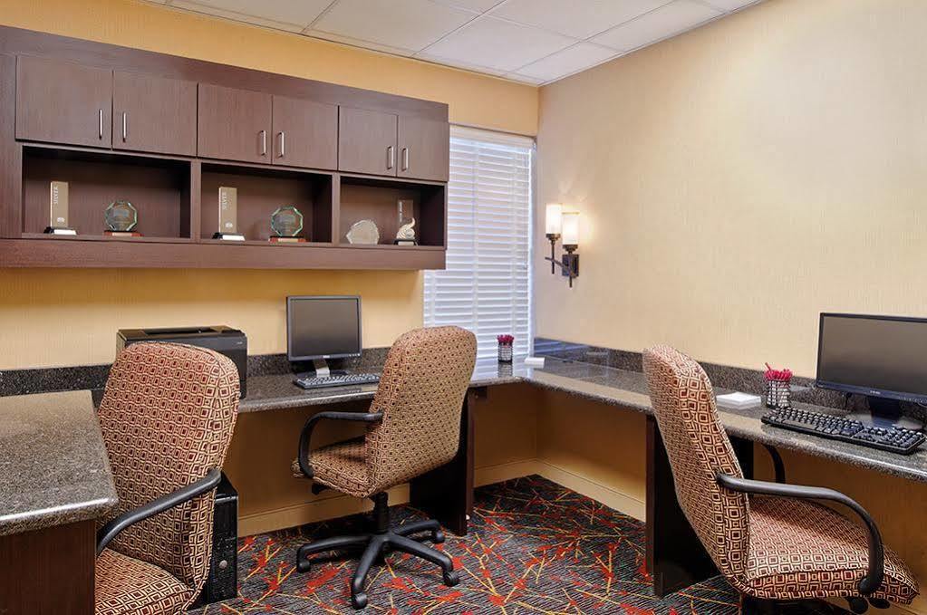 Residence Inn Tampa Westshore Airport Exterior photo
